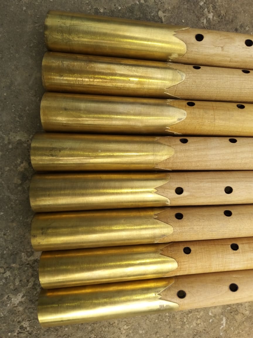 Kèn đại trường gỗ vàng tâm bọc đồng 2 đầu